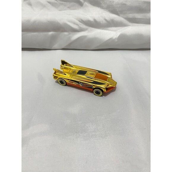 Hot Wheels 2014 Golden Super Chromes Speed Slayer Diecast Toy CFH05 - Picture 3 of 12